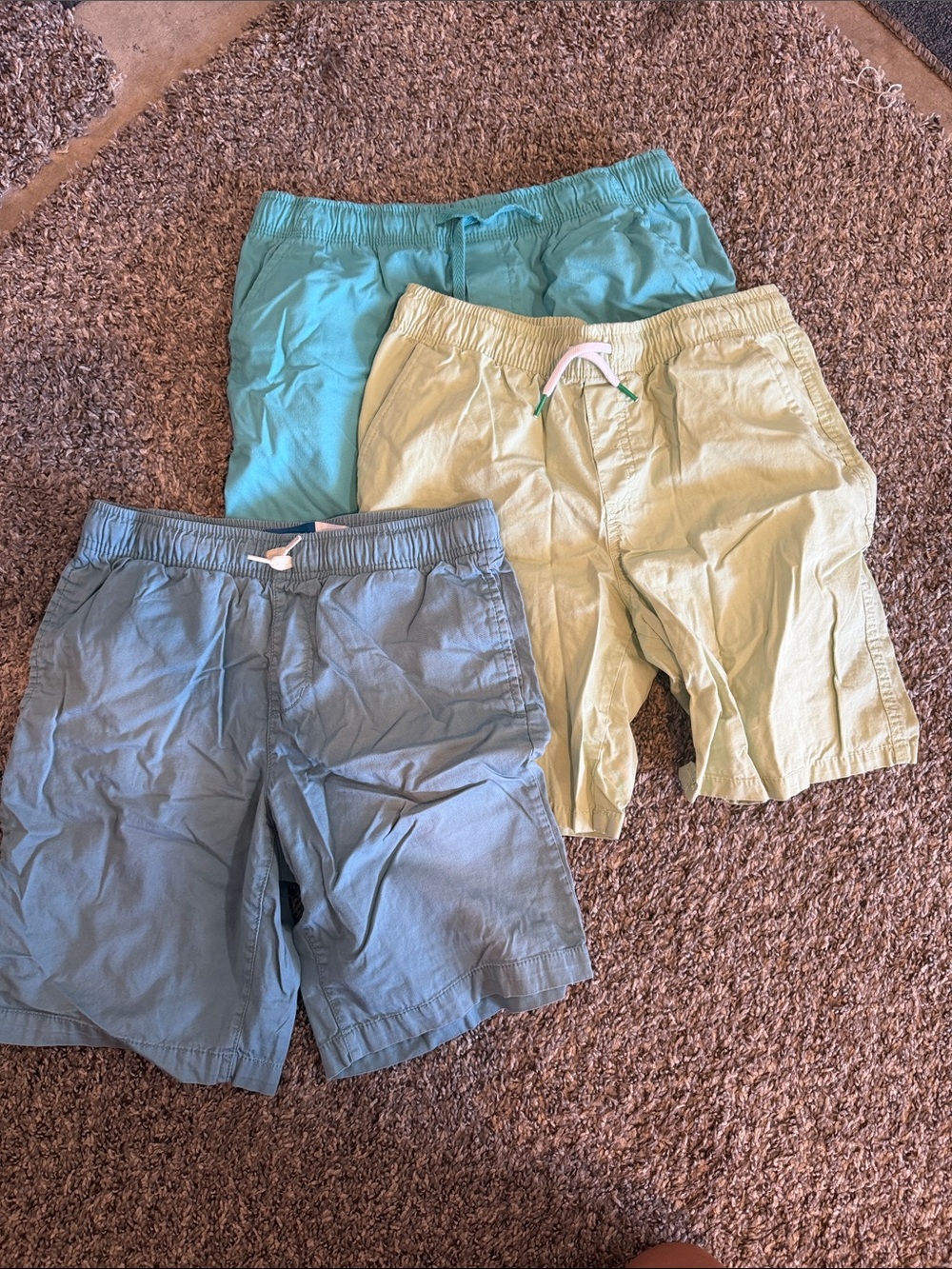 Old Navy Men’s Athletic Drawstring Shorts in Aqua, Light Blue & Pale Yellow